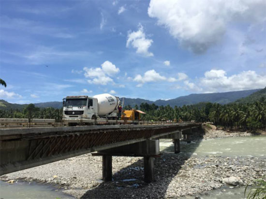 Huella de “La franja y la ruta ” de XCMG Los equipos completos de hormigón de XCMG parecieron en el área de Kara de las Filipinas