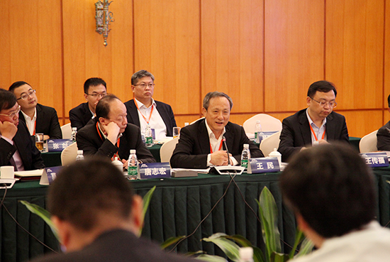 ¡Diálogo de nivel pico! El presidente Wang Min fue invitado a participar en el Foro de Pico (Shenzhen) de Manufactura de China de 2017.