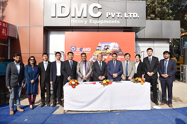 Nueva tienda de gran apertura 4S en Nepal de XCMG