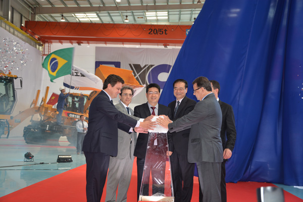 Finalización y operación de la base de fabricación de XCMG en Brasil