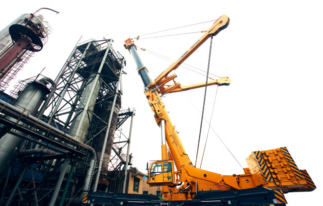 Cuatro alta tecnología hace que las grúas de 800 toneladas de XCMG conquista con éxito en las obras de construcción de ingeniería química 