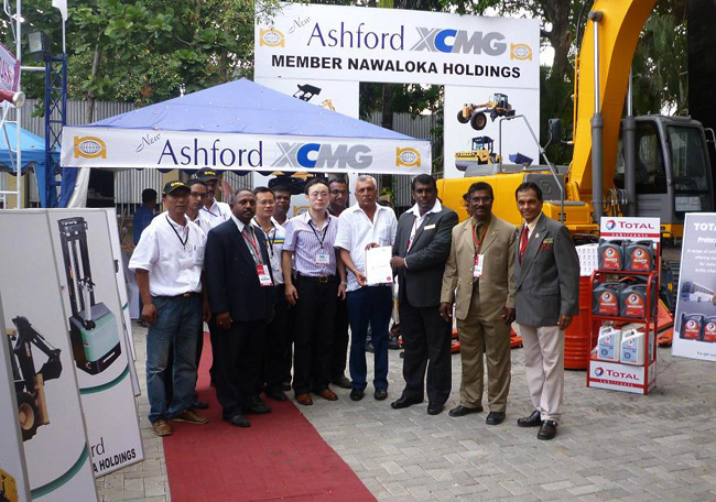 El ministro de Construcción de Sri Lanka visitó personalmente la Construct Exposición Monográfica dando gracias a XCMG